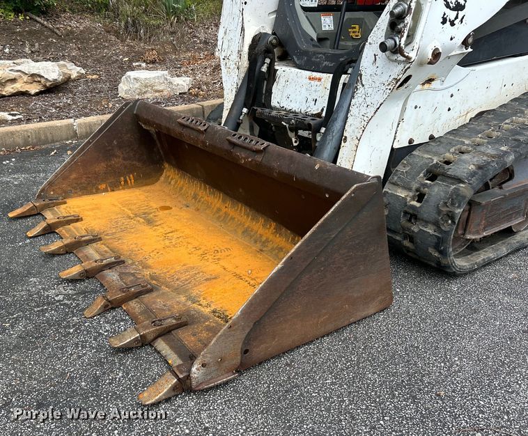 image for item EK4927 2017 Bobcat T590 tracked skid steer loader