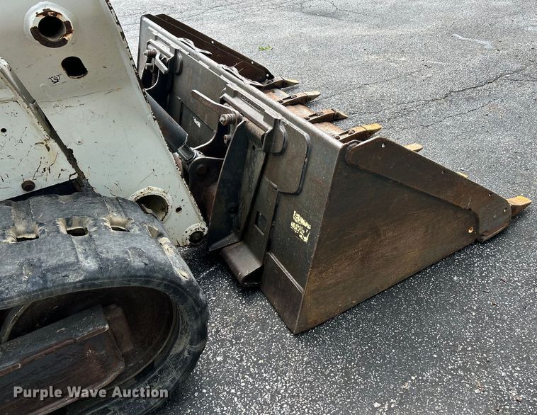 image for item EK4927 2017 Bobcat T590 tracked skid steer loader