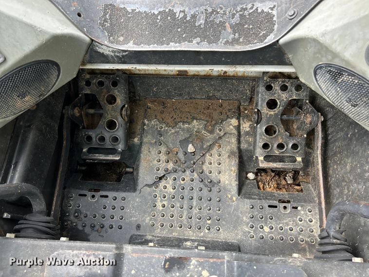 image for item EK4927 2017 Bobcat T590 tracked skid steer loader