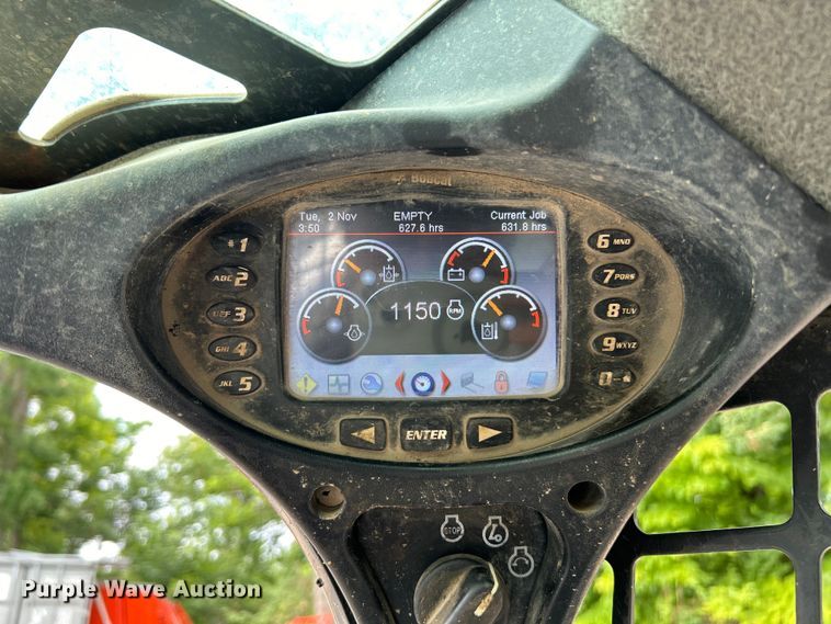 image for item EK4927 2017 Bobcat T590 tracked skid steer loader