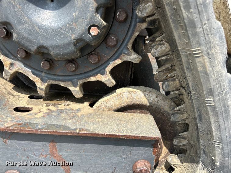 image for item EK4927 2017 Bobcat T590 tracked skid steer loader