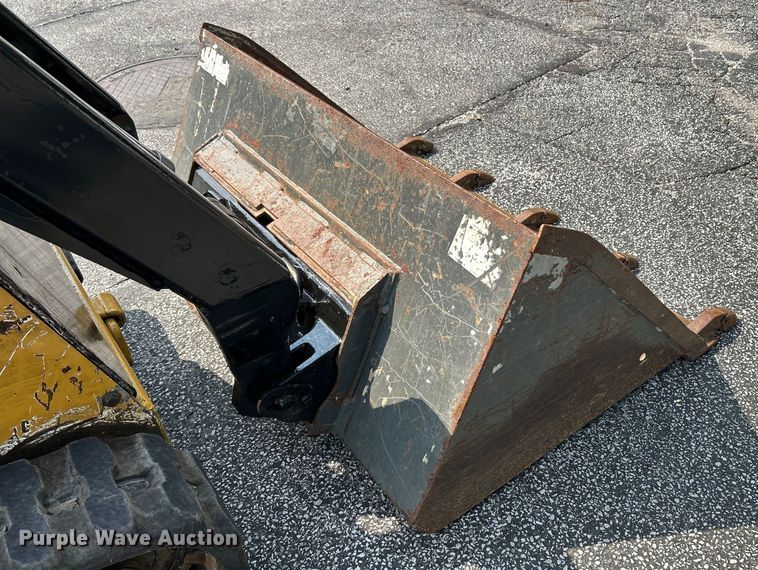 image for item EK4928 2021 Vermeer  S925TX compact utility loader