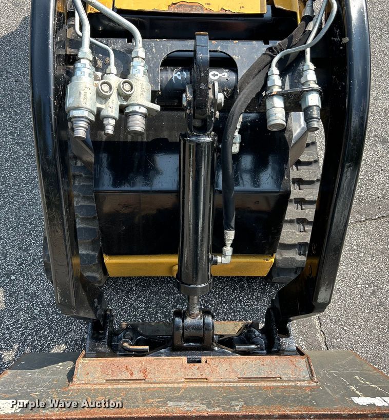 image for item EK4928 2021 Vermeer  S925TX compact utility loader