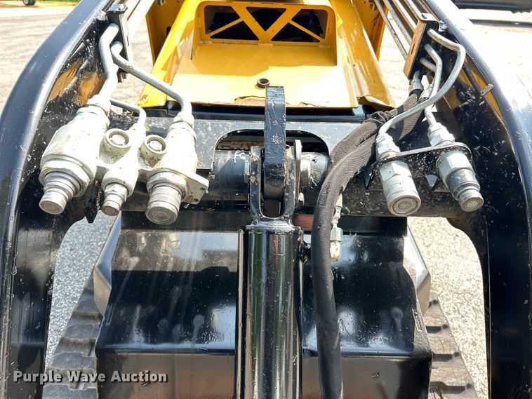 image for item EK4928 2021 Vermeer  S925TX compact utility loader