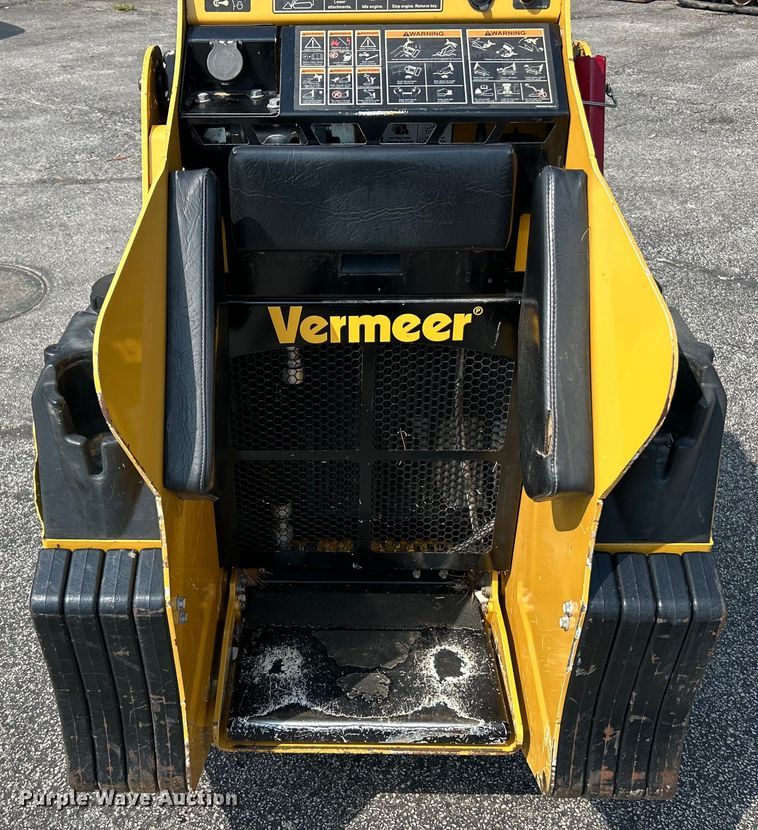 image for item EK4928 2021 Vermeer  S925TX compact utility loader