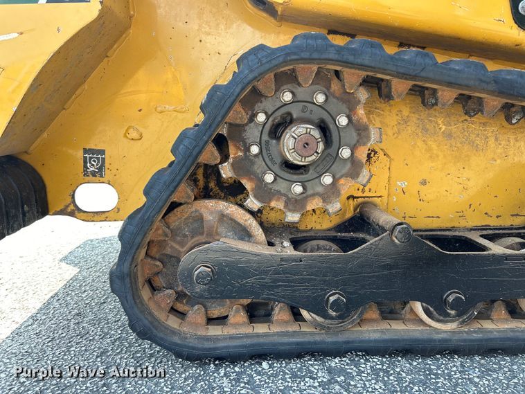 image for item EK4928 2021 Vermeer  S925TX compact utility loader