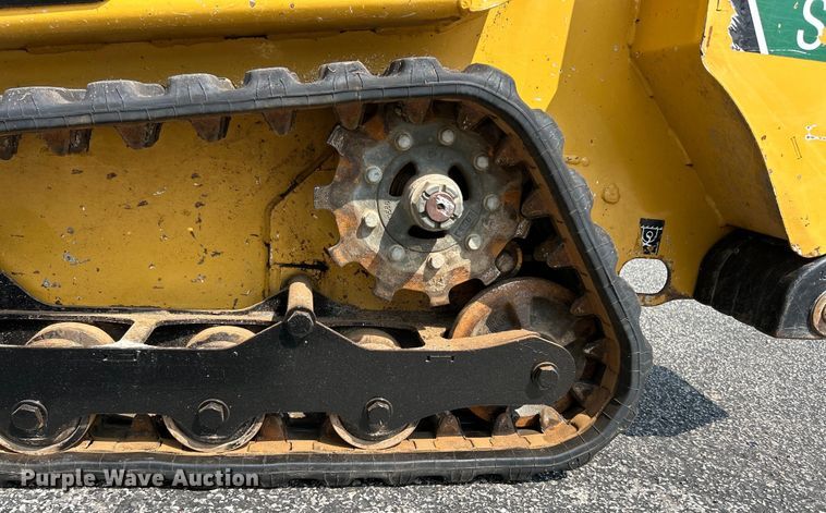 image for item EK4928 2021 Vermeer  S925TX compact utility loader