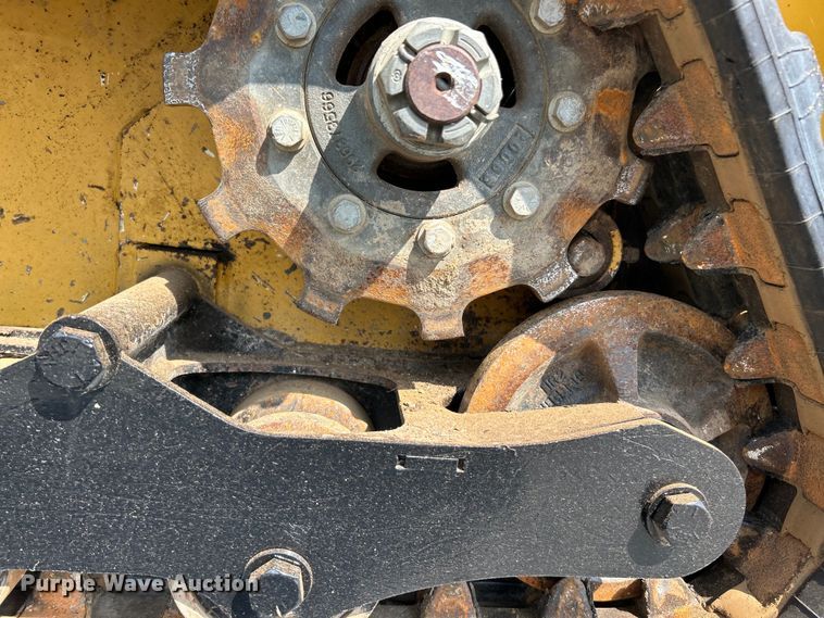 image for item EK4928 2021 Vermeer  S925TX compact utility loader