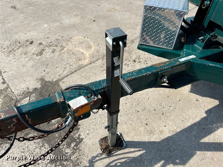 image for item EK4962 2014 Bandit  Intimidator 1390XP wood chipper