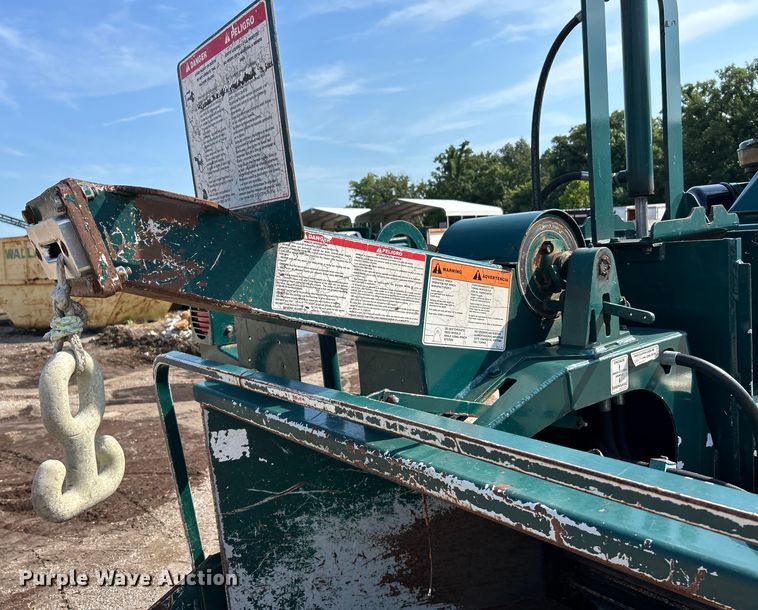 image for item EK4962 2014 Bandit  Intimidator 1390XP wood chipper