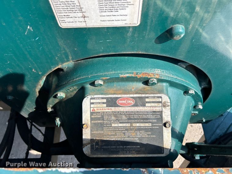 image for item EK4962 2014 Bandit  Intimidator 1390XP wood chipper