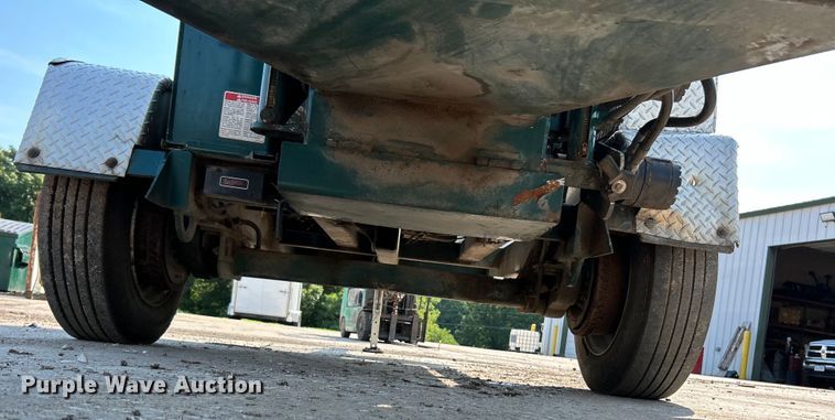 image for item EK4962 2014 Bandit  Intimidator 1390XP wood chipper