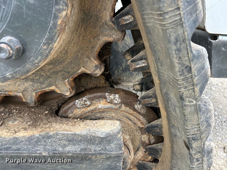 image for item EK4963 2016 Bobcat T630 tracked skid steer loader