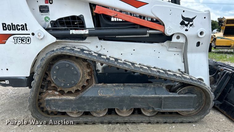 image for item EK4963 2016 Bobcat T630 tracked skid steer loader