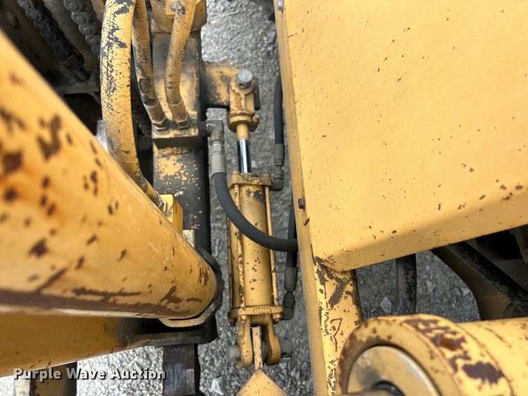 image for item EK4964 1996 John Deere  482C forklift