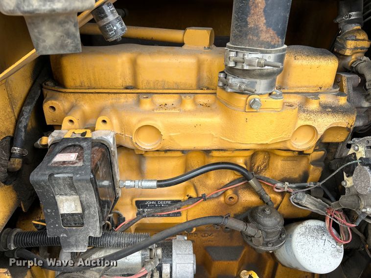 image for item EK4964 1996 John Deere  482C forklift