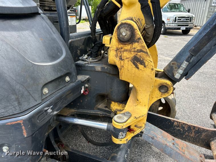 image for item EK4965 2017 Yanmar ViO55-6A mini excavator