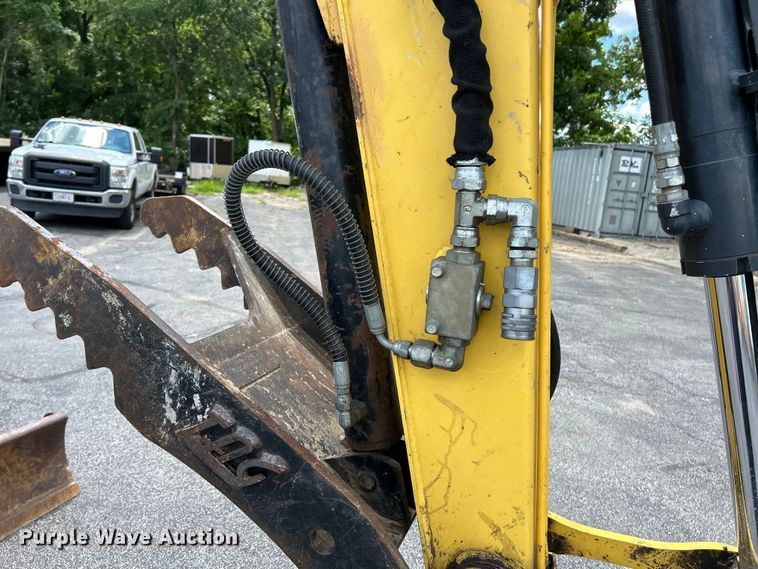 image for item EK4965 2017 Yanmar ViO55-6A mini excavator