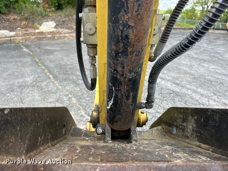 image for item EK4965 2017 Yanmar ViO55-6A mini excavator