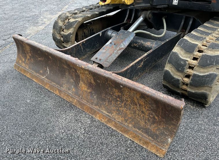 image for item EK4965 2017 Yanmar ViO55-6A mini excavator