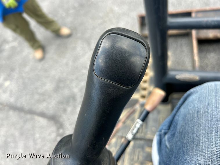 image for item EK4965 2017 Yanmar ViO55-6A mini excavator