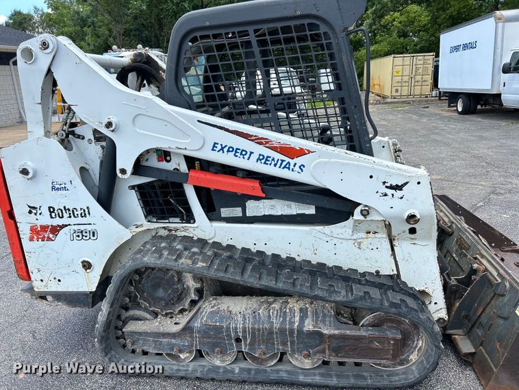 image for item EK4966 2017 Bobcat T590 tracked skid steer loader