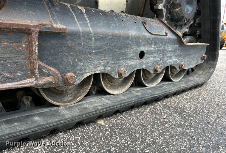 image for item EK4966 2017 Bobcat T590 tracked skid steer loader