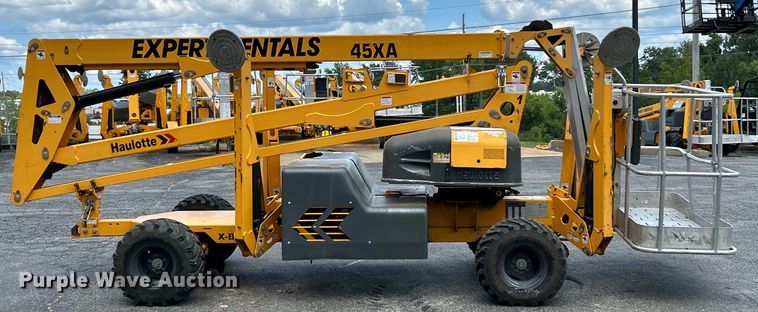 image for item EK4967 2016 Haulotte 45XA boom lift