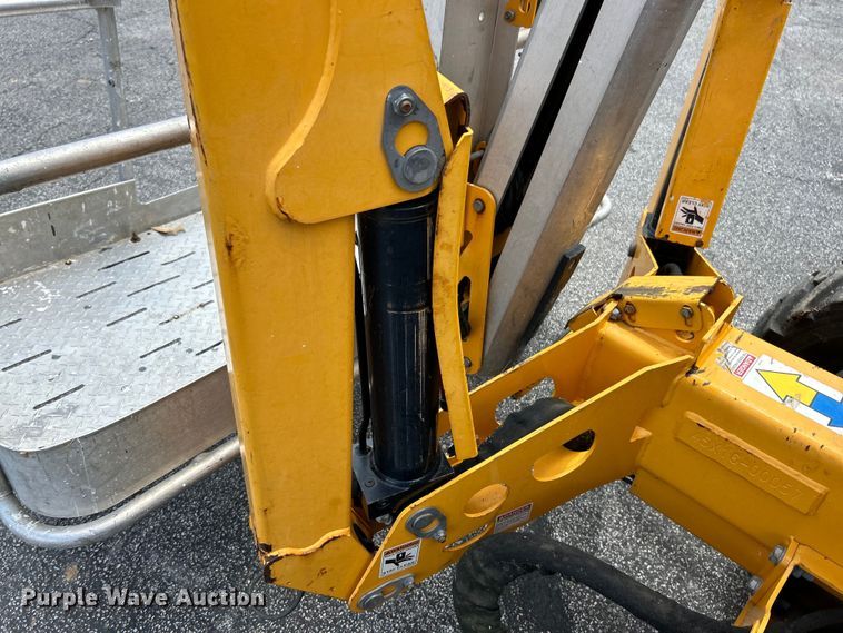 image for item EK4967 2016 Haulotte 45XA boom lift