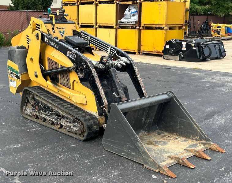 image for item EK4969 2015 Vermeer S725TX compact utility loader