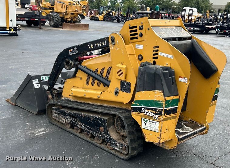 image for item EK4969 2015 Vermeer S725TX compact utility loader