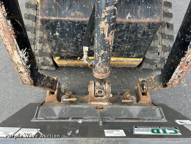 image for item EK4969 2015 Vermeer S725TX compact utility loader