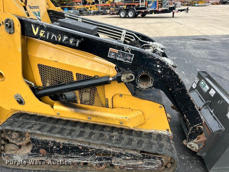 image for item EK4969 2015 Vermeer S725TX compact utility loader