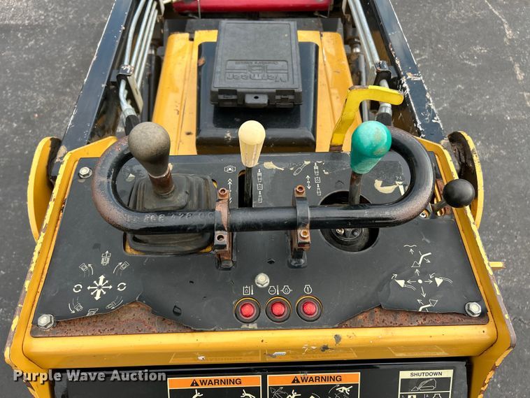 image for item EK4969 2015 Vermeer S725TX compact utility loader