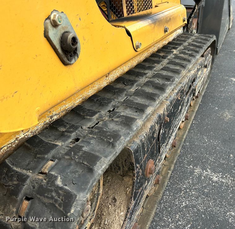 image for item EK4969 2015 Vermeer S725TX compact utility loader