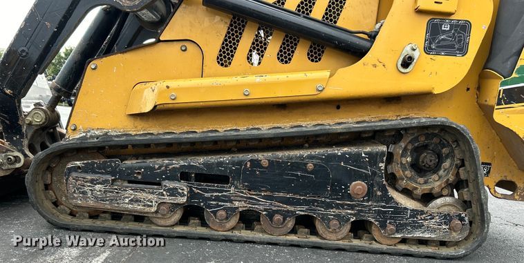 image for item EK4969 2015 Vermeer S725TX compact utility loader