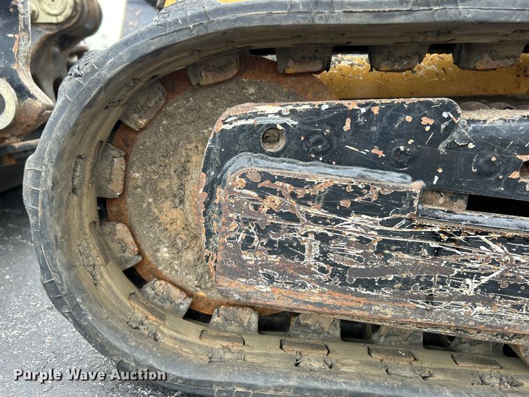 image for item EK4969 2015 Vermeer S725TX compact utility loader