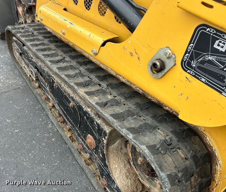 image for item EK4969 2015 Vermeer S725TX compact utility loader