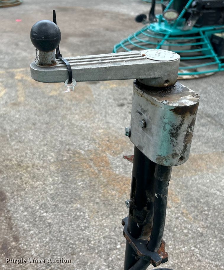 image for item EK4978 2017 Whiteman HHNG5 power trowel