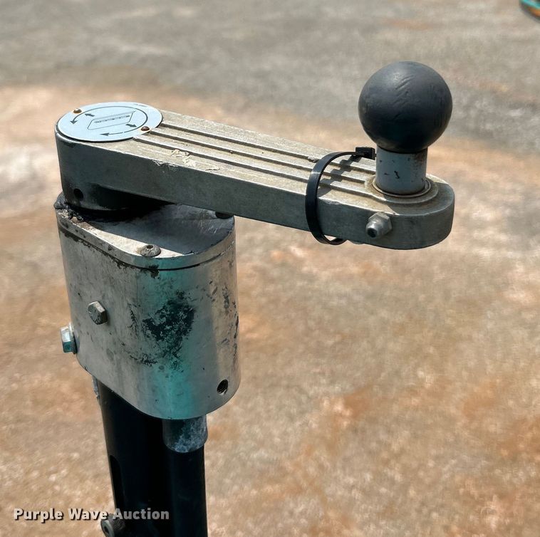 image for item EK4980 2017 Whiteman HHNG5 power trowel