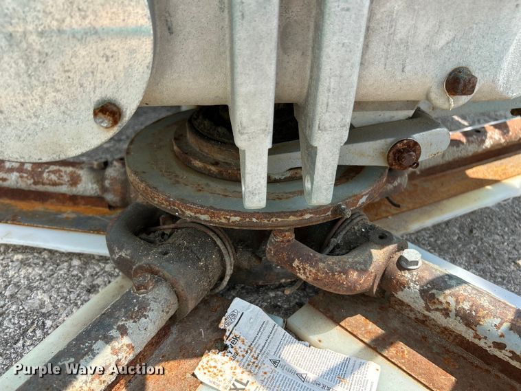 image for item EK4980 2017 Whiteman HHNG5 power trowel