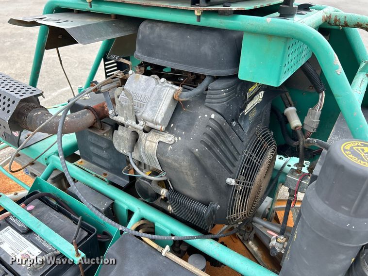 image for item EK4984 2017 Whiteman HHNG5 power trowel