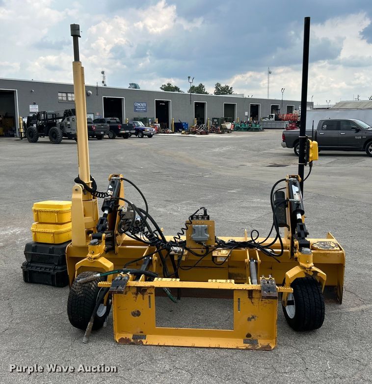 image for item EK4987 Hitch Doc skid steer box blade