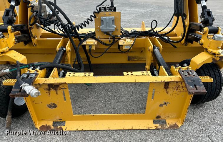 image for item EK4987 Hitch Doc skid steer box blade