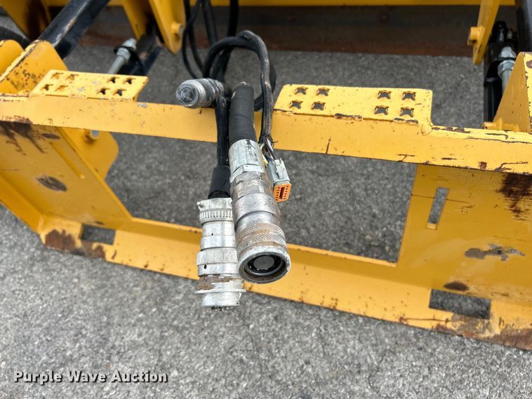 image for item EK4987 Hitch Doc skid steer box blade