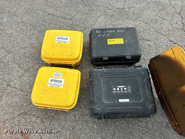 image for item EK4987 Hitch Doc skid steer box blade