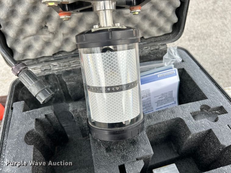 image for item EK4987 Hitch Doc skid steer box blade