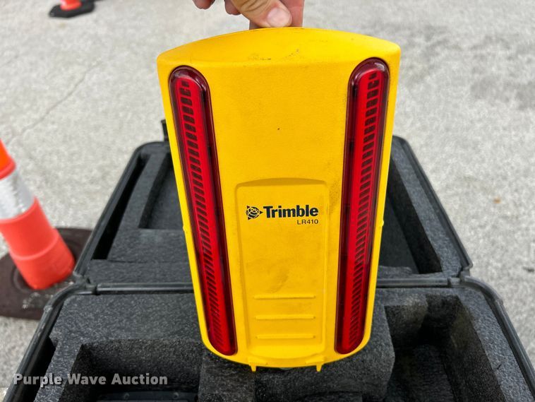 image for item EK4987 Hitch Doc skid steer box blade