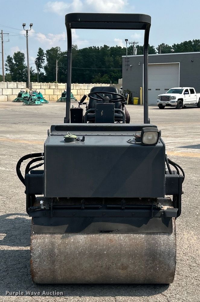 image for item EK4989 1993 Ingersoll Rand  DD-24 double drum vibratory roller