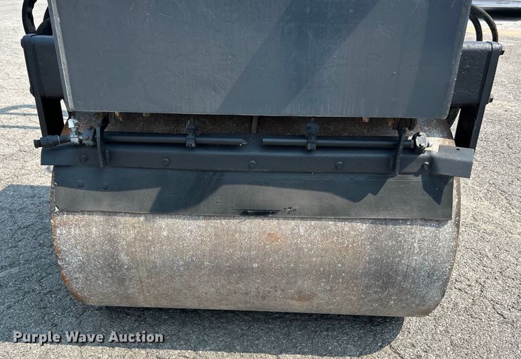 image for item EK4989 1993 Ingersoll Rand  DD-24 double drum vibratory roller